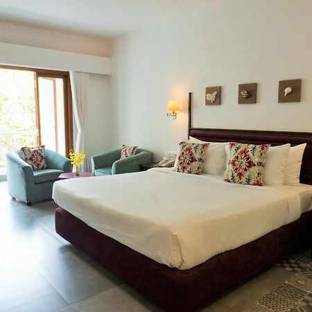 Prainha Hotel Dona Paula Exterior photo