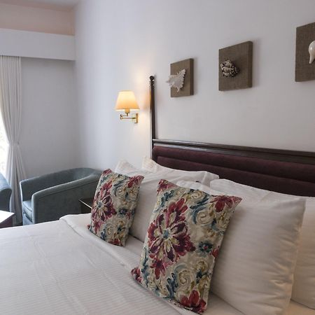 Prainha Hotel Dona Paula Exterior photo