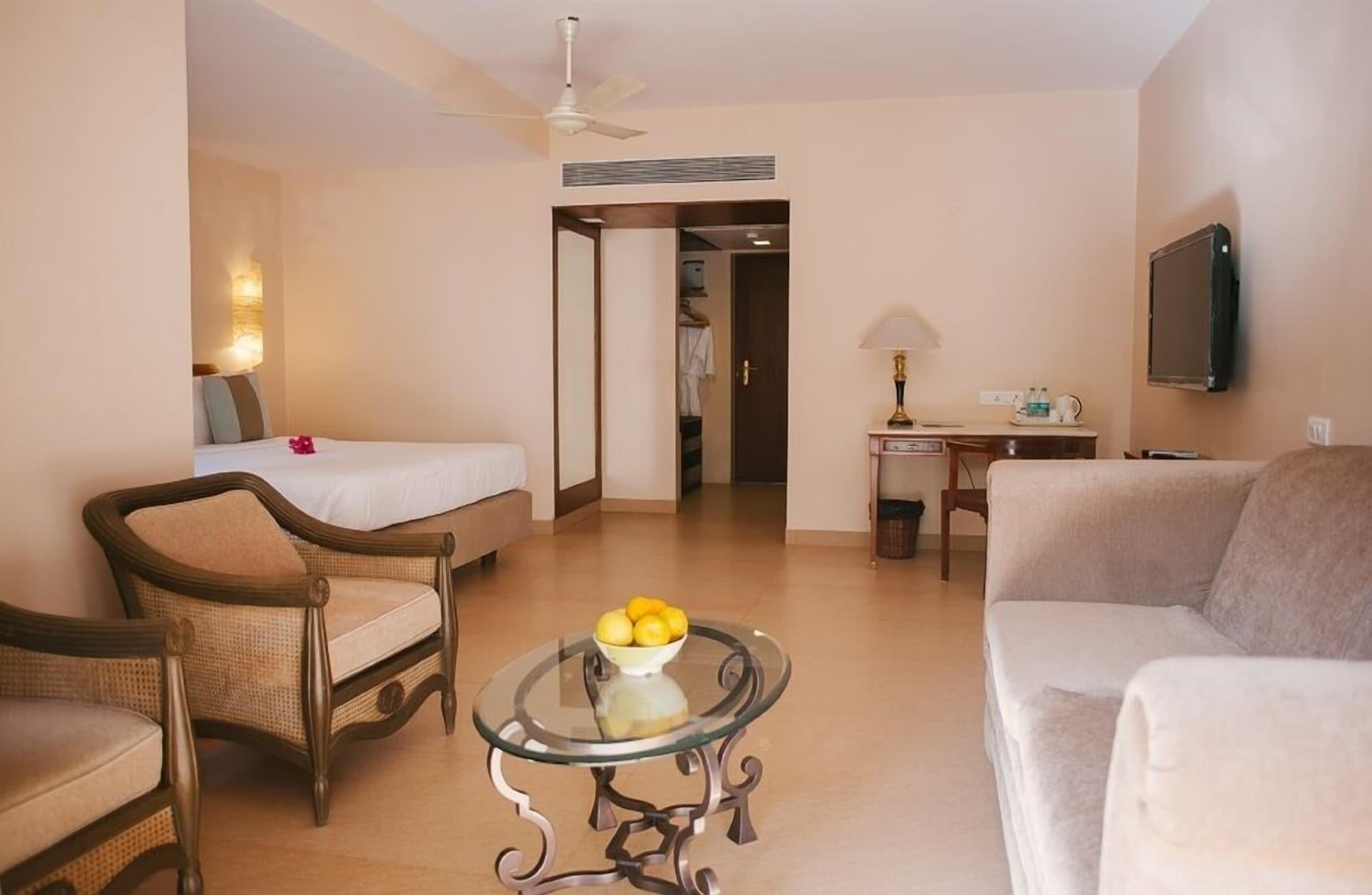 Prainha Hotel Dona Paula Exterior photo